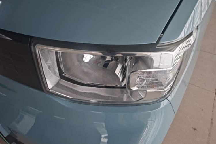 Used Wuling Hongguang MINIEV 2021 Macaron Fashion Model Lithium Iron Phosphate Left Front Headlight