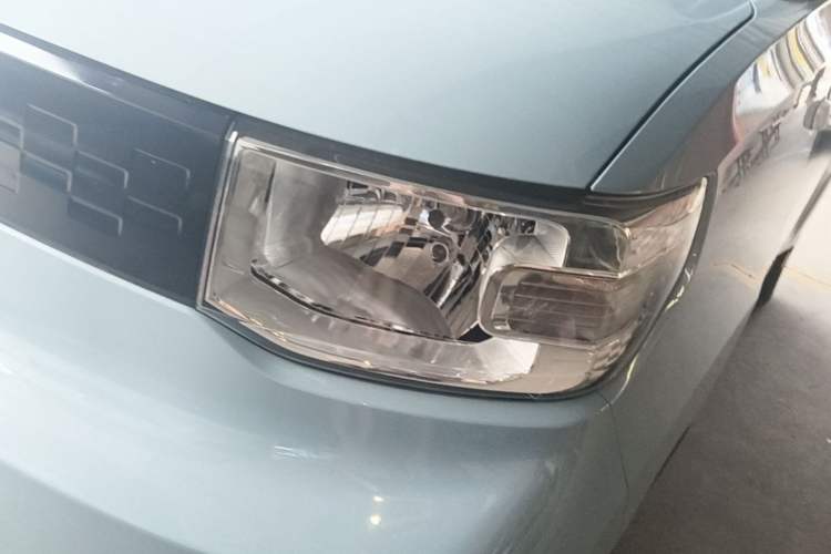 Used Wuling Hongguang MINIEV 2021 Macaron Premium Model – Lithium Iron Phosphate Left Front Headlight