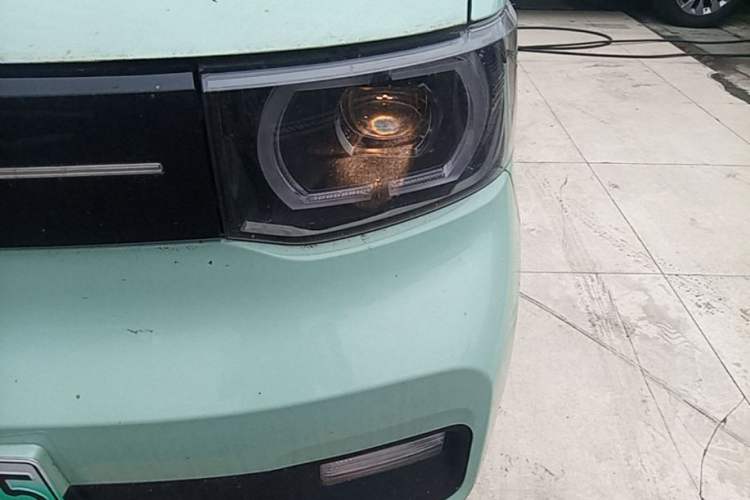 Used Wuling Hongguang MINIEV 2021 Macaron Premium Model – Lithium Iron Phosphate Left Front Headlight