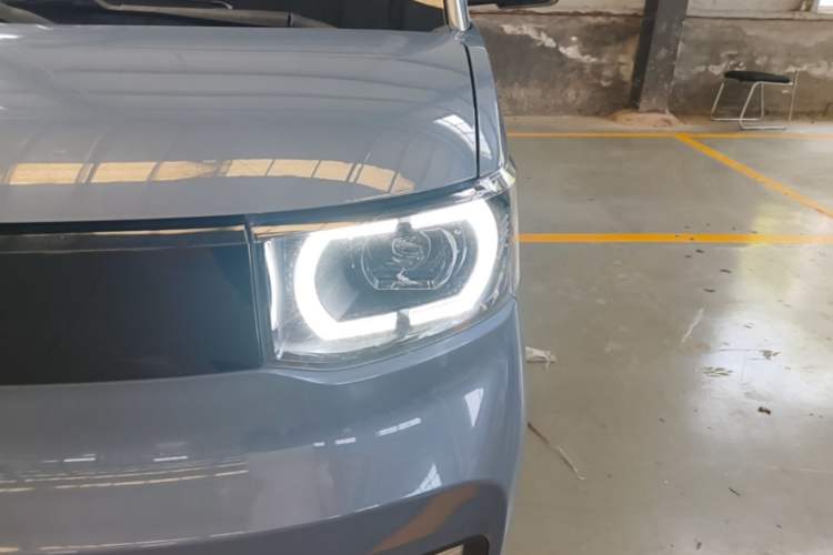Used Wuling Hongguang MINIEV 2021 Macaron Premium Model – Lithium Iron Phosphate Left Front Headlight