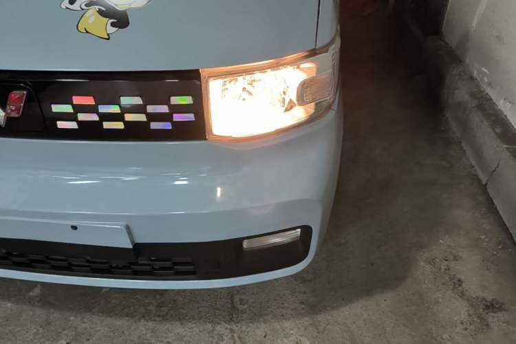 Used Wuling Hongguang MINIEV 2021 Macaron Premium Model – Lithium Iron Phosphate Left Front Headlight