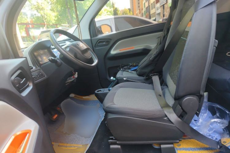 Used Wuling Hongguang MINIEV 2021 Macaron Premium Model – Lithium-NMC Left Front Seat