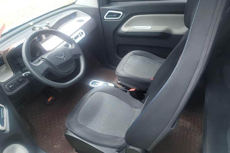 Used Wuling Hongguang MINIEV 2021 Macaron Premium Model – Lithium Iron Phosphate Left Front Seat
