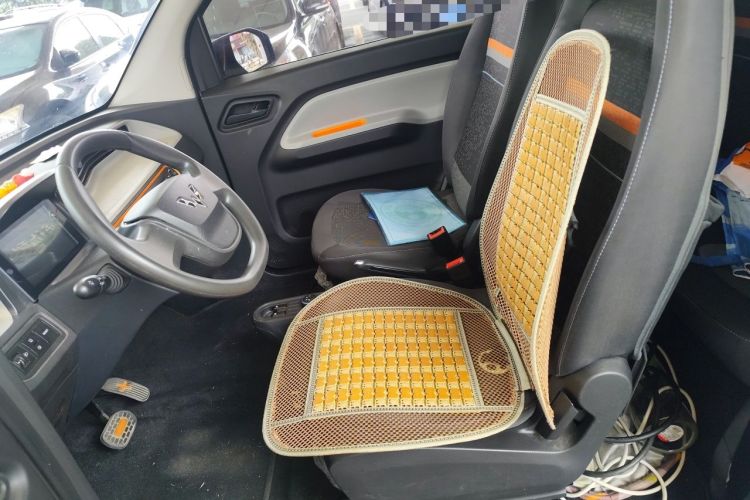 Used Wuling Hongguang MINIEV 2021 Macaron Fashion Model Lithium Iron Phosphate Left Front Seat