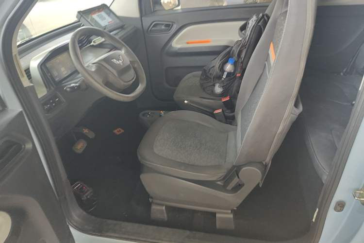 Used Wuling Hongguang MINIEV 2021 Macaron Premium Model – Lithium Iron Phosphate Left Front Seat