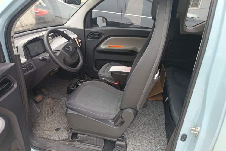 Used Wuling Hongguang MINIEV 2021 Macaron Fashion Model Lithium Iron Phosphate Left Front Seat