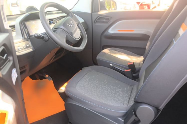 Used Wuling Hongguang MINIEV 2021 Macaron Fashion Model Lithium Iron Phosphate Left Front Seat