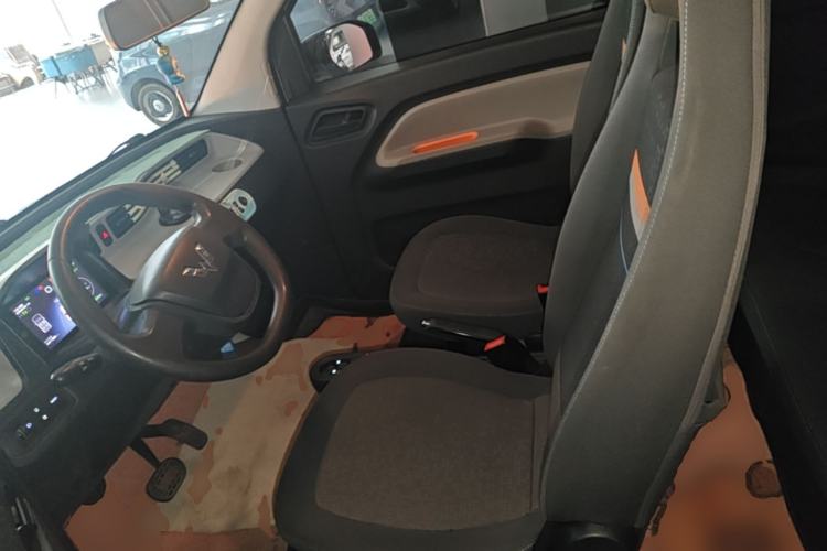 Used Wuling Hongguang MINIEV 2021 Macaron Premium Model – Lithium Iron Phosphate Left Front Seat