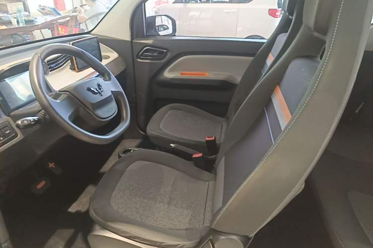Used Wuling Hongguang MINIEV 2021 Macaron Fashion Edition Lithium-Ion Battery Left Front Seat