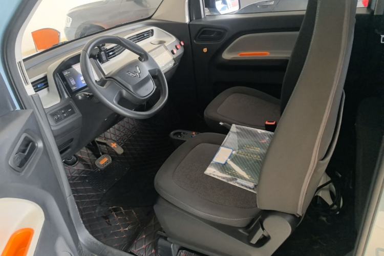 Used Wuling Hongguang MINIEV 2021 Macaron Fashion Model Lithium Iron Phosphate Left Front Seat