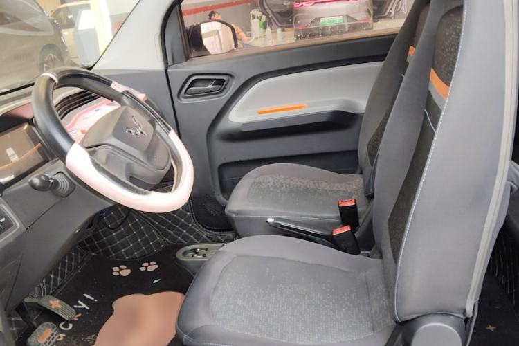 Used Wuling Hongguang MINIEV 2021 Macaron Fashion Model Lithium Iron Phosphate Left Front Seat
