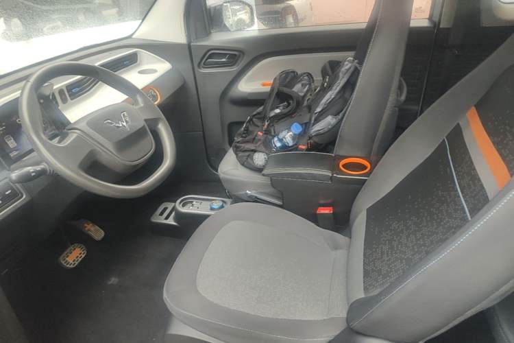 Used Wuling Hongguang MINIEV 2021 Macaron Fashion Model Lithium Iron Phosphate Left Front Seat