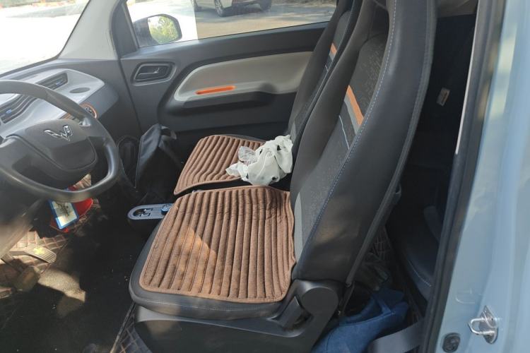 Used Wuling Hongguang MINIEV 2021 Macaron Fashion Model Lithium Iron Phosphate Left Front Seat
