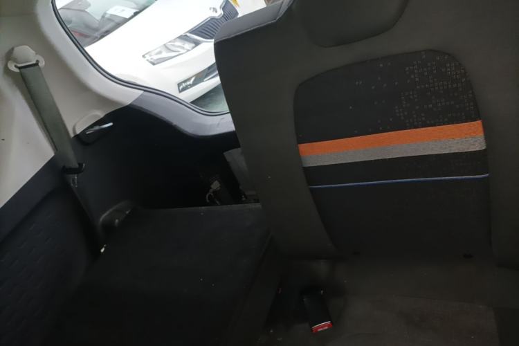 Used Wuling Hongguang MINIEV 2021 Macaron Premium Model – Lithium Iron Phosphate Left Rear Seat