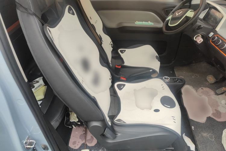 Used Wuling Hongguang MINIEV 2021 Macaron Fashion Edition Lithium-Ion Battery Left Rear Seat