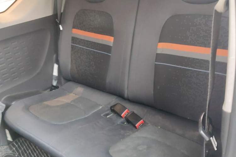 Used Wuling Hongguang MINIEV 2021 Macaron Fashion Model Lithium Iron Phosphate Left Rear Seat