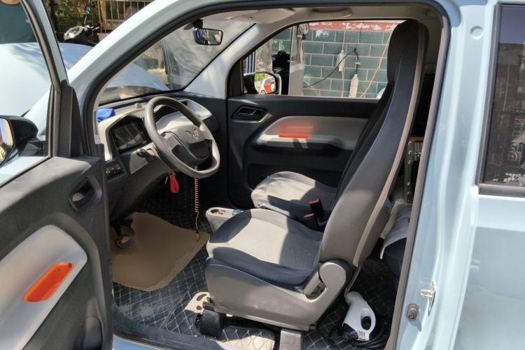 Used Wuling Hongguang MINIEV 2021 Macaron Fashion Edition Lithium-Ion Battery Left Rear Seat