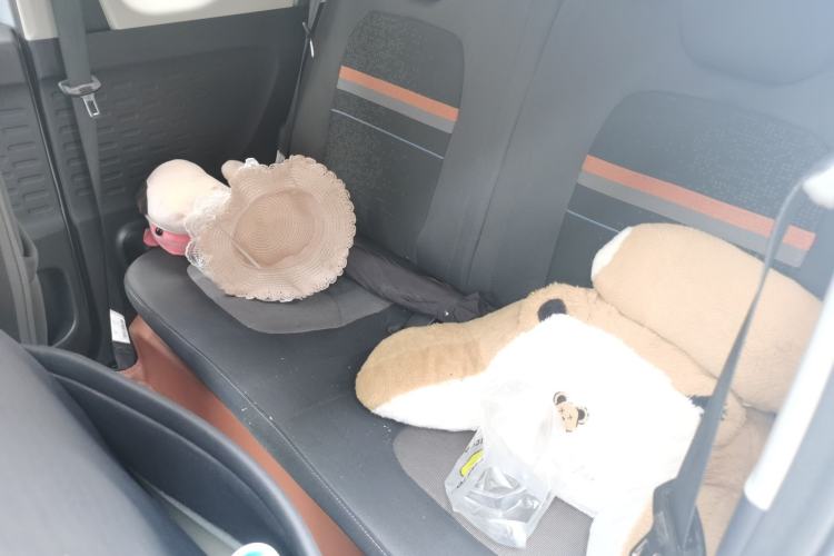 Used Wuling Hongguang MINIEV 2021 Macaron Fashion Model Lithium Iron Phosphate Left Rear Seat