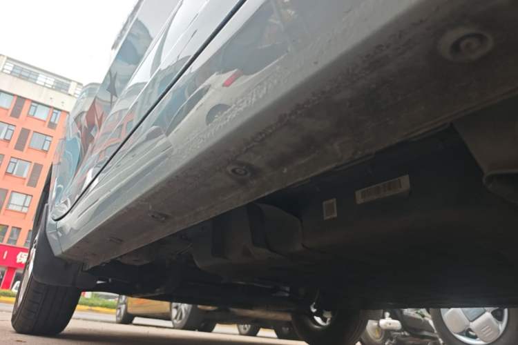 Used Wuling Hongguang MINIEV 2021 Macaron Premium Model – Lithium Iron Phosphate Left Side Sill