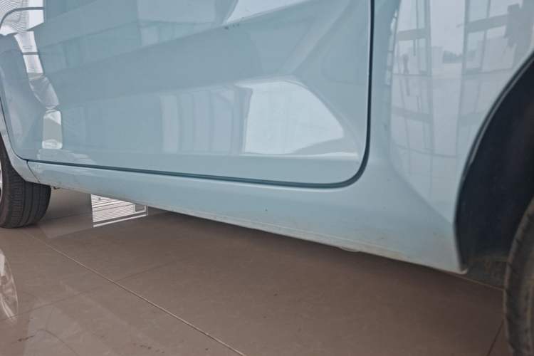 Used Wuling Hongguang MINIEV 2021 Macaron Fashion Model Lithium Iron Phosphate Left Side Sill