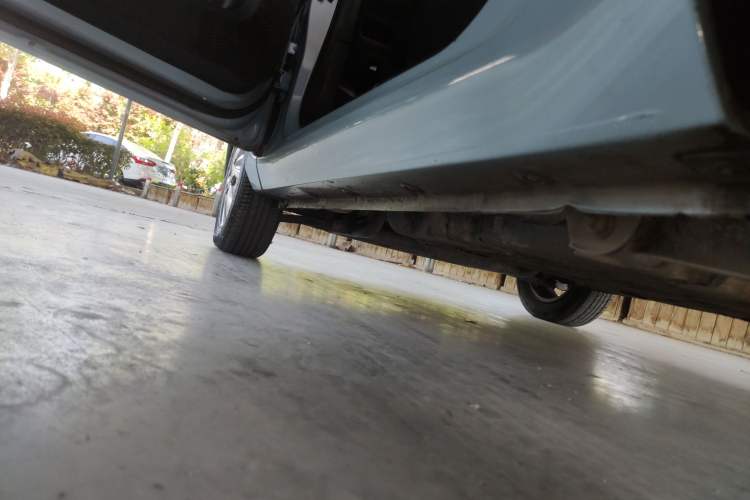 Used Wuling Hongguang MINIEV 2021 Macaron Premium Model – Lithium-NMC Left Side Sill