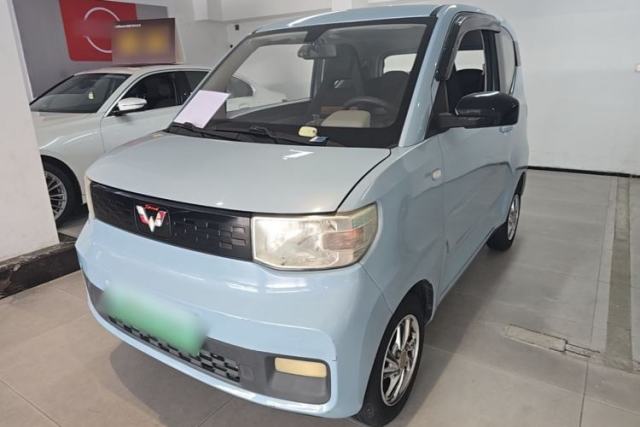 Ojetý Wuling Hongguang MINIEV 2021 Macaron Premium Model – Lithium Iron Phosphate