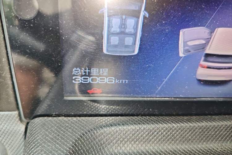 Used Wuling Hongguang MINIEV 2021 Macaron Premium Model – Lithium Iron Phosphate Odometer Close Up