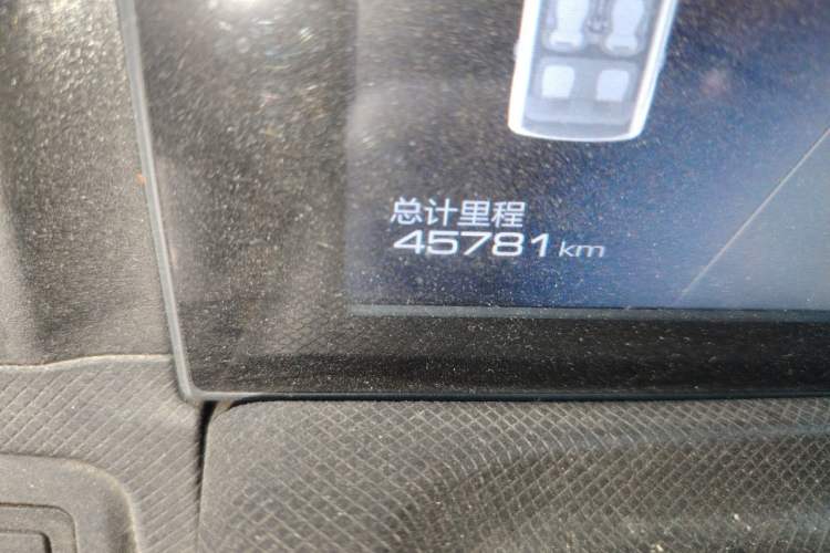 Used Wuling Hongguang MINIEV 2021 Macaron Premium Model – Lithium Iron Phosphate Odometer Close Up