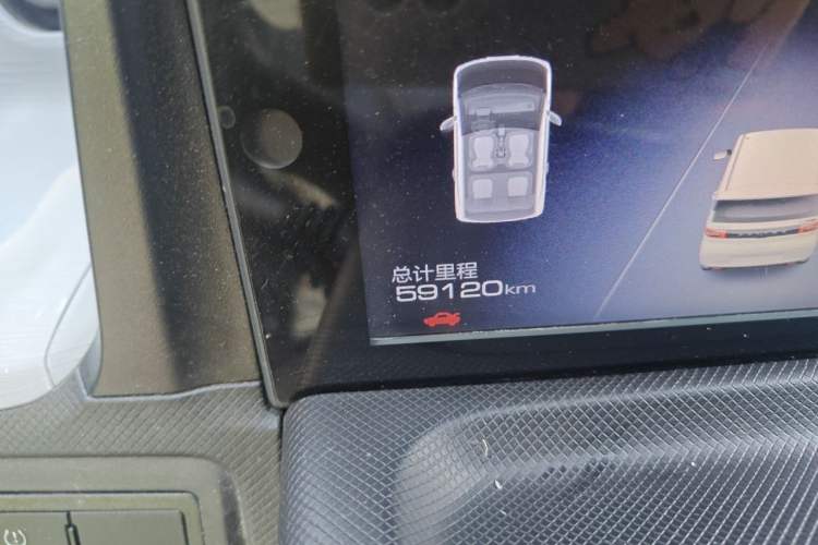 Used Wuling Hongguang MINIEV 2021 Macaron Fashion Model Lithium Iron Phosphate Odometer Close Up