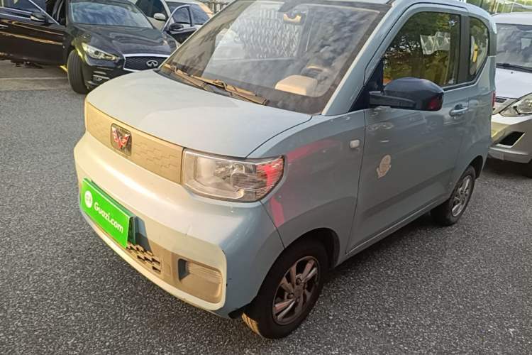 Used Wuling Hongguang MINIEV 2021 Macaron Fashion Model Lithium Iron Phosphate Guazi used car, China used car export, Used car for sale, Used  cars, Cheapest cars for sale