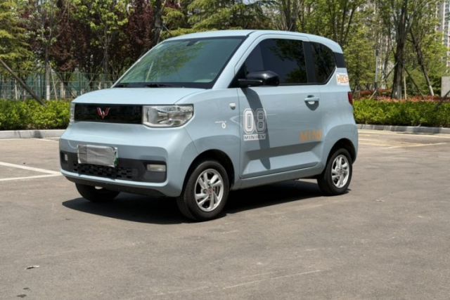 Used Wuling Hongguang MINIEV 2021 Macaron Fashion Model Lithium Iron Phosphate