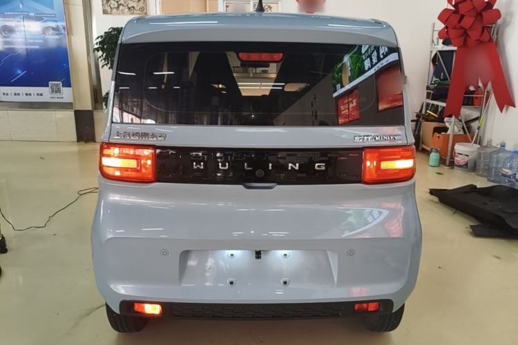 Used Wuling Hongguang MINIEV 2021 Macaron Fashion Model Lithium Iron Phosphate Rear