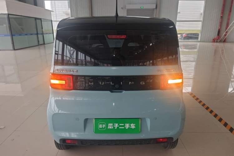 Used Wuling Hongguang MINIEV 2021 Macaron Fashion Model Lithium Iron Phosphate Rear
