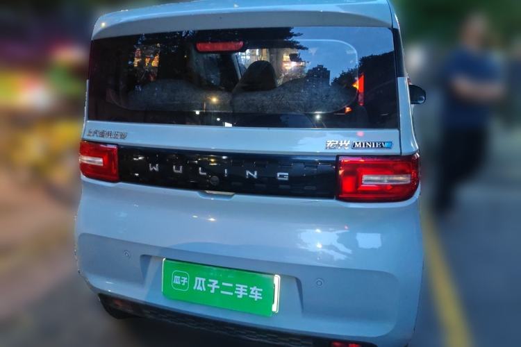 Used Wuling Hongguang MINIEV 2021 Macaron Fashion Model Lithium Iron Phosphate Rear