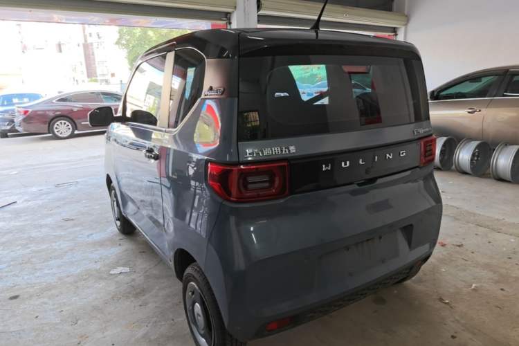 Used Wuling Hongguang MINIEV 2021 Macaron Fashion Model Lithium Iron Phosphate Rear Left 45 Deg