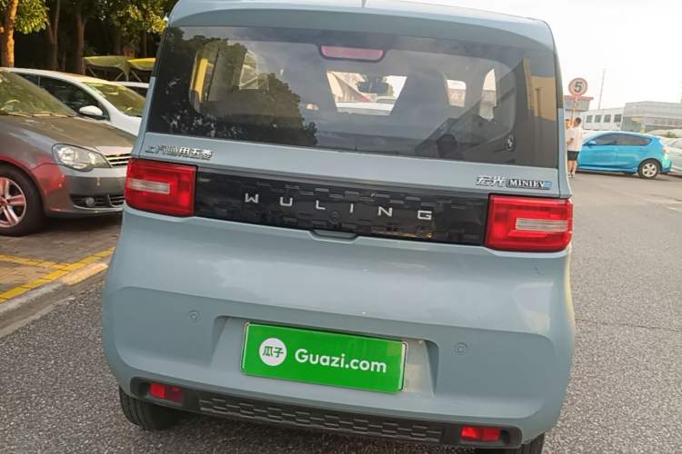 Used Wuling Hongguang MINIEV 2021 Macaron Fashion Model Lithium Iron Phosphate Rear