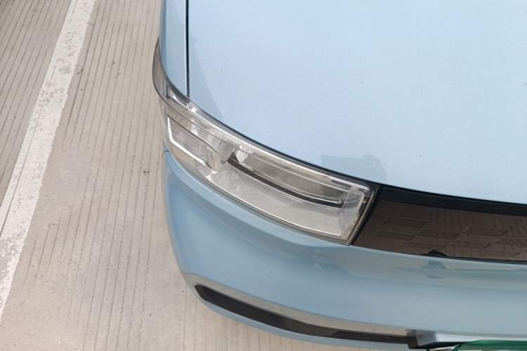 Used Wuling Hongguang MINIEV 2021 Macaron Fashion Model Lithium Iron Phosphate Right Front Headlight