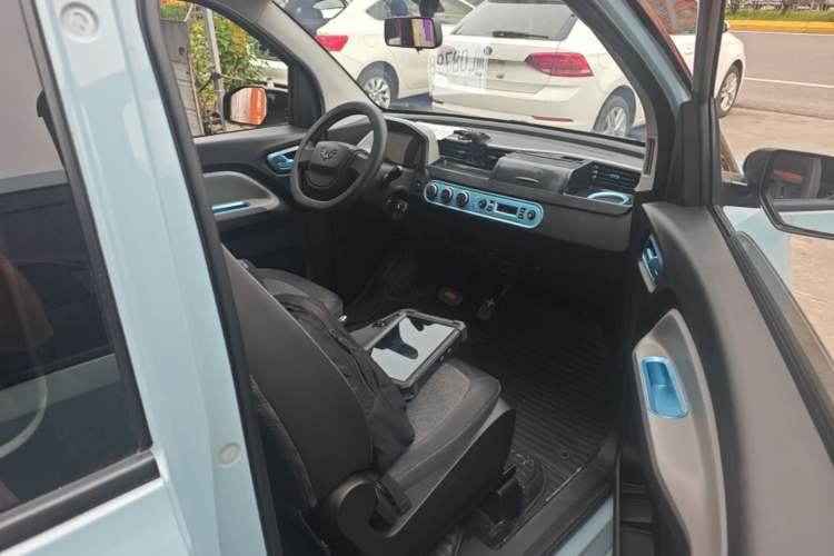 Used Wuling Hongguang MINIEV 2021 Macaron Premium Model – Lithium Iron Phosphate Right Front Seat