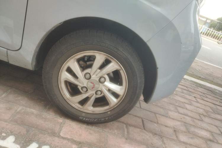 Used Wuling Hongguang MINIEV 2021 Macaron Premium Model – Lithium Iron Phosphate Right Front Wheel Hub
