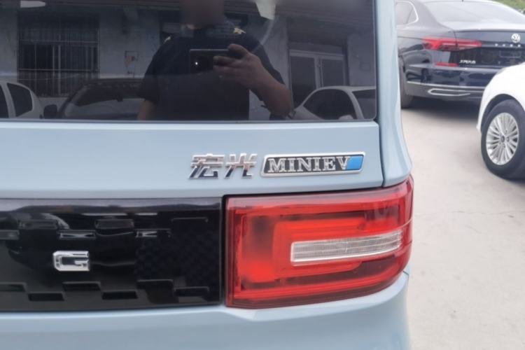 Used Wuling Hongguang MINIEV 2021 Macaron Fashion Model Lithium Iron Phosphate Right Rear Taillight