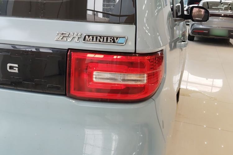 Used Wuling Hongguang MINIEV 2021 Macaron Fashion Model Lithium Iron Phosphate Right Rear Taillight