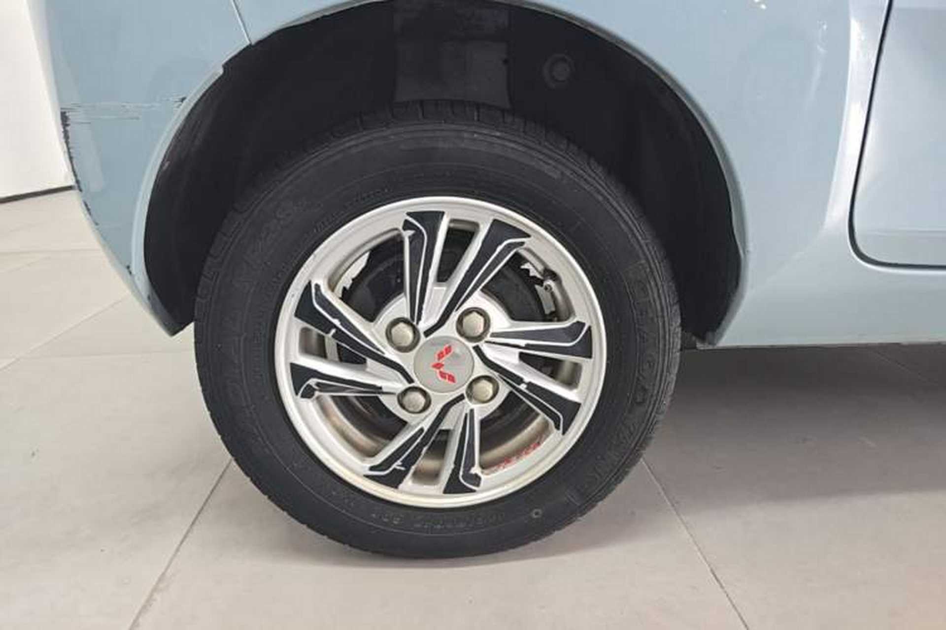Used Wuling Hongguang MINIEV 2021 Macaron Premium Model – Lithium Iron Phosphate Right Rear Wheel Hub