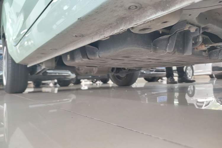 Used Wuling Hongguang MINIEV 2021 Macaron Premium Model – Lithium Iron Phosphate Right Side Sill