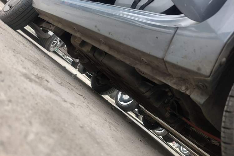 Used Wuling Hongguang MINIEV 2021 Macaron Premium Model – Lithium Iron Phosphate Right Side Sill