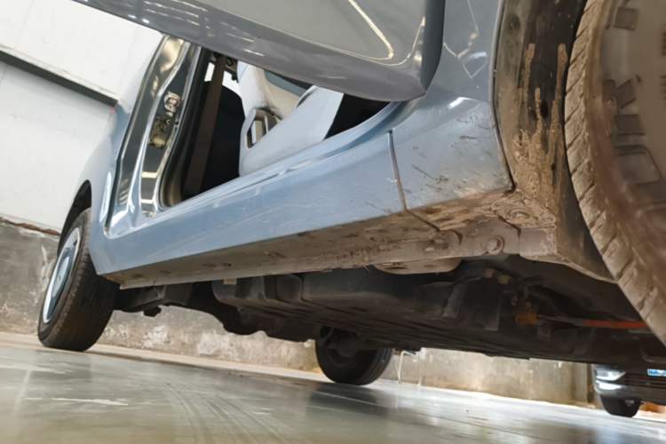 Used Wuling Hongguang MINIEV 2021 Macaron Premium Model – Lithium Iron Phosphate Right Side Sill