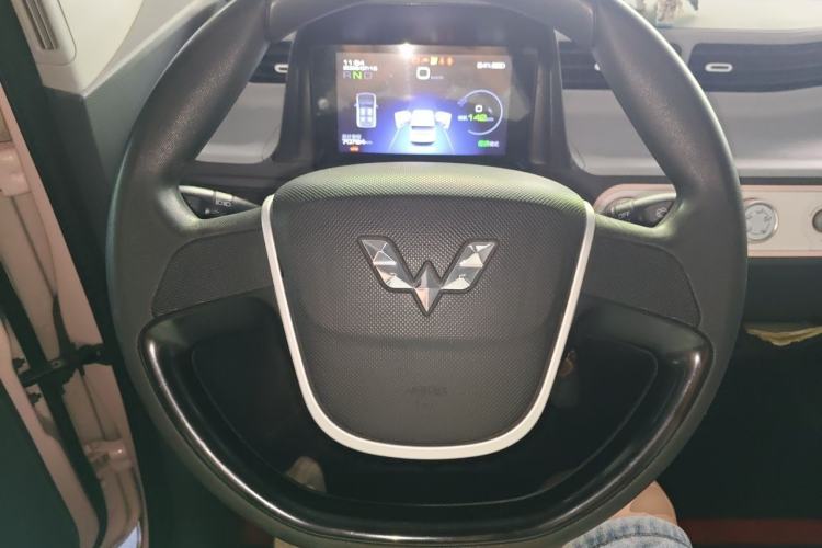 Used Wuling Hongguang MINIEV 2021 Macaron Premium Model – Lithium Iron Phosphate Steering Wheel
