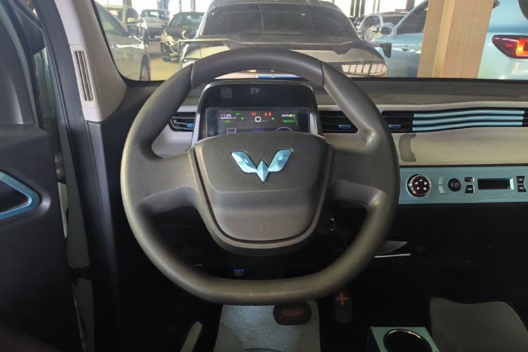 Used Wuling Hongguang MINIEV 2021 Macaron Premium Model – Lithium Iron Phosphate Steering Wheel