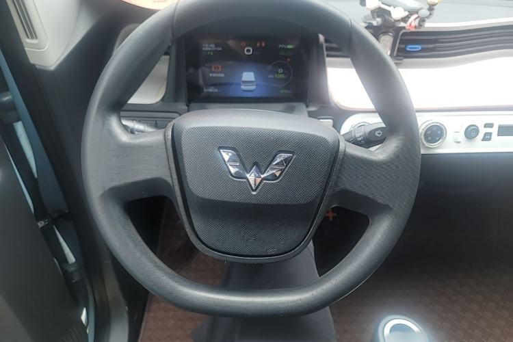 Used Wuling Hongguang MINIEV 2021 Macaron Premium Model – Lithium Iron Phosphate Steering Wheel