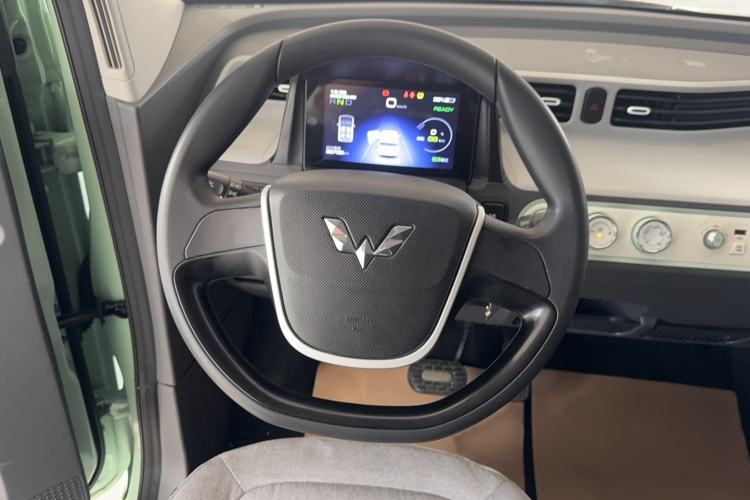 Used Wuling Hongguang MINIEV 2021 Macaron Premium Model – Lithium Iron Phosphate Steering Wheel