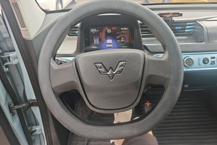 Used Wuling Hongguang MINIEV 2021 Macaron Premium Model – Lithium Iron Phosphate Steering Wheel